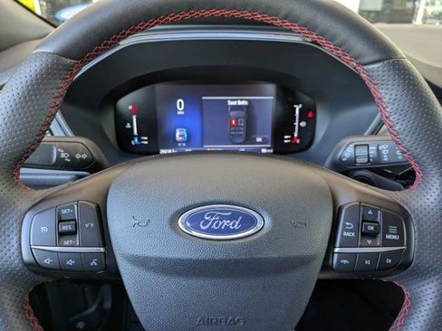 Certified 2023 Ford Escape ST-Line AWD/4WD image 25