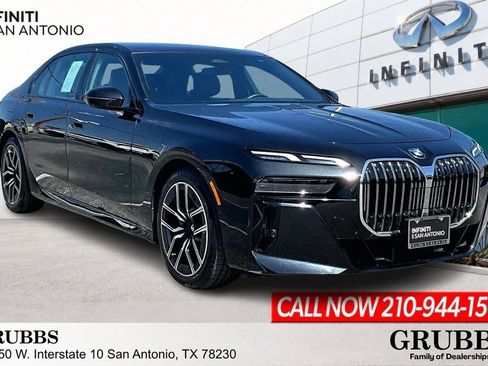 Used 2024 BMW 740i RWD image 1