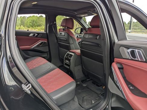 Used 2024 BMW X6 M60i w/ Executive Package image 47