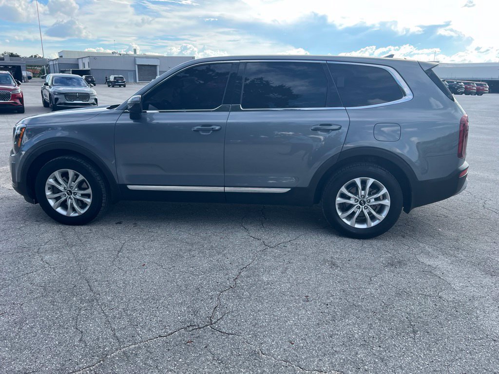 Used 2020 Kia Telluride LX FWD image 5