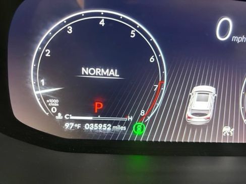 Used 2024 Acura MDX SH-AWD w/ Technology Package image 16