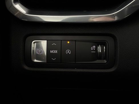 New 2026 GMC Acadia Denali w/ Super Cruise Package image 27