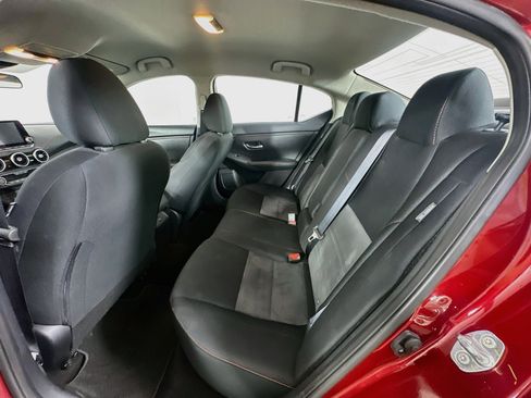 Used 2025 Nissan Sentra SR FWD image 25