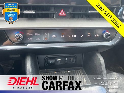 Used 2024 Kia Sportage EX FWD image 23