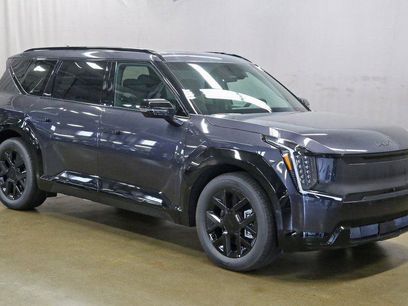 New 2026 Kia EV9 Land w/ Nightfall Edition Package