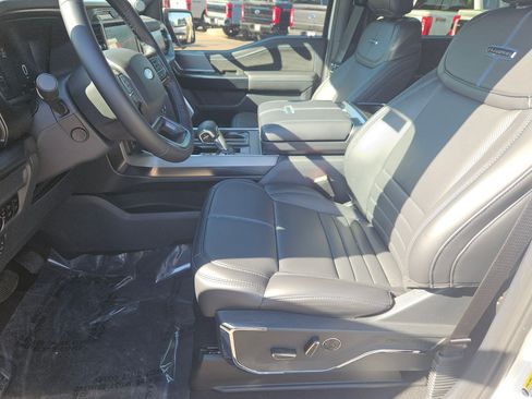 New 2025 Ford F150 Platinum w/ Equipment Group 702A High image 15
