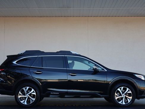 Used 2021 Subaru Outback Touring XT AWD/4WD image 2