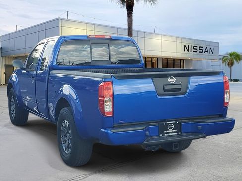 Used 2014 Nissan Frontier Desert Runner RWD image 4