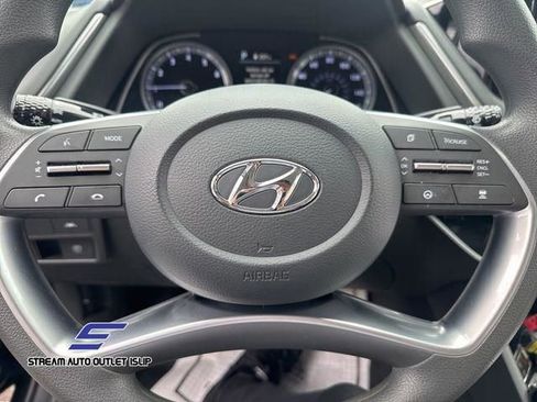 Used 2023 Hyundai Sonata SEL image 15
