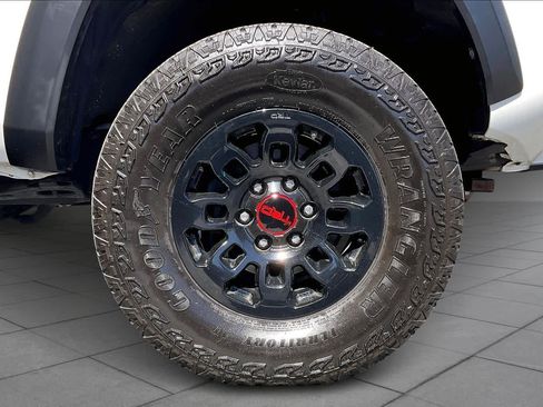 Used 2017 Toyota Tacoma TRD Pro image 10