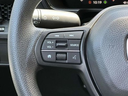 Used 2025 Honda CR-V LX image 22