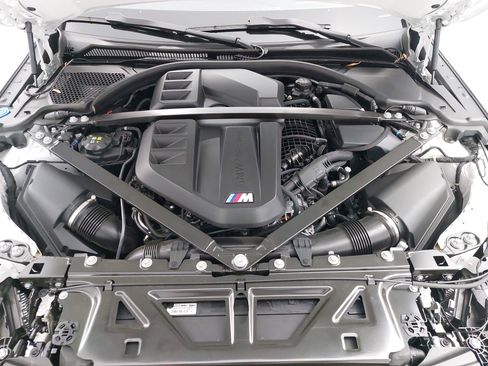 Used 2025 BMW M4 xDrive Competition AWD/4WD image 28