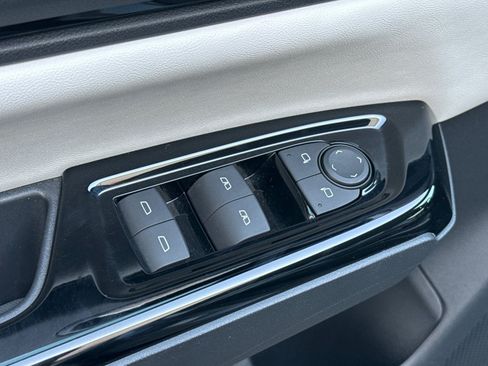 Used 2024 Honda Prologue Touring image 14