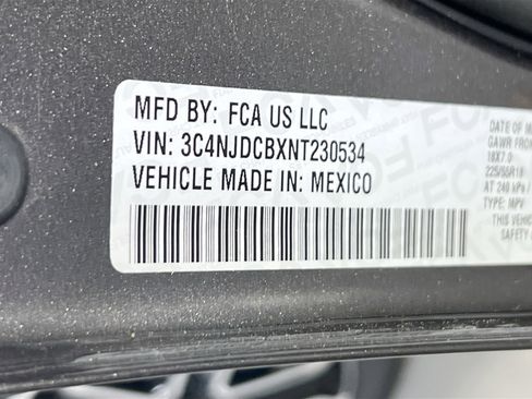 Used 2022 Jeep Compass Limited AWD/4WD image 29