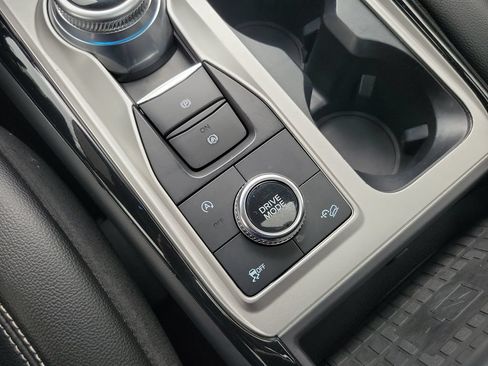 Used 2023 Ford Explorer ST w/ Equipment Group 401A AWD/4WD image 31
