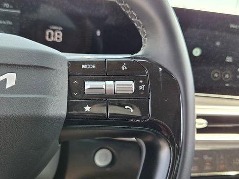 Used 2026 Kia Sorento EX w/ EX Premium Package image 22