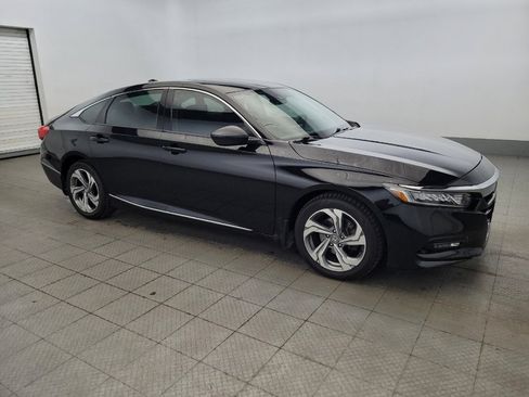 Used 2018 Honda Accord EX image 11
