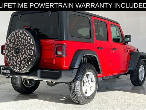 Used 2022 Jeep Wrangler Unlimited Sport image 2