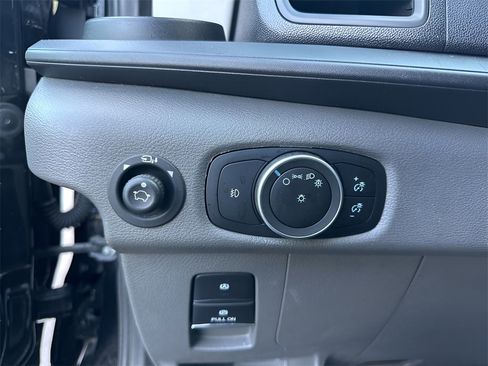 Used 2022 Ford Transit 350 XLT image 22