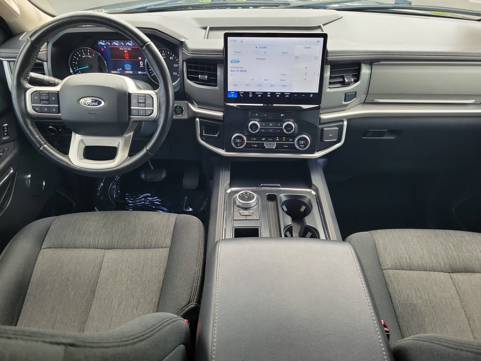 Used 2024 Ford Expedition XLT RWD image 14