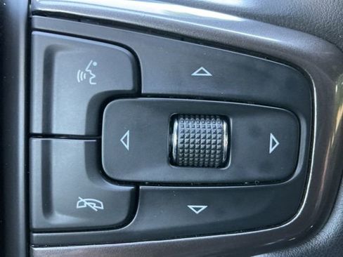 Used 2023 Chevrolet Silverado 1500 High Country w/ Technology Package image 15