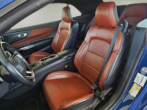 Used 2024 Ford Mustang Premium image 15