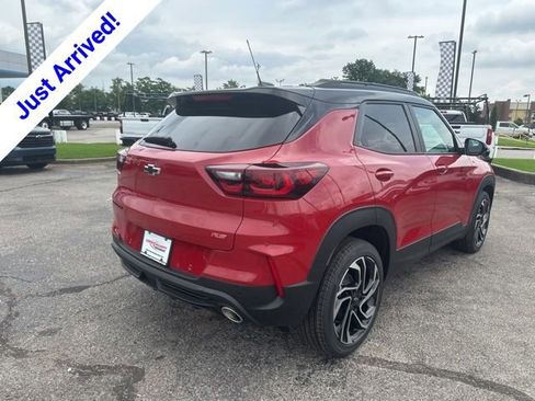 New 2026 Chevrolet TrailBlazer RS w/ Convenience Package FWD image 3