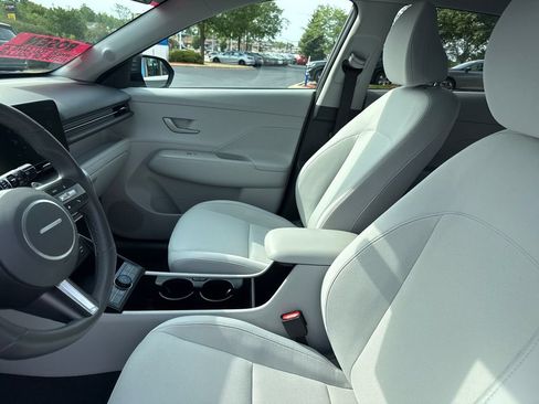 Certified 2024 Hyundai Kona SEL w/ Convenience Package AWD/4WD image 13