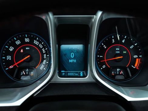 Used 2013 Chevrolet Camaro ZL1 RWD image 28
