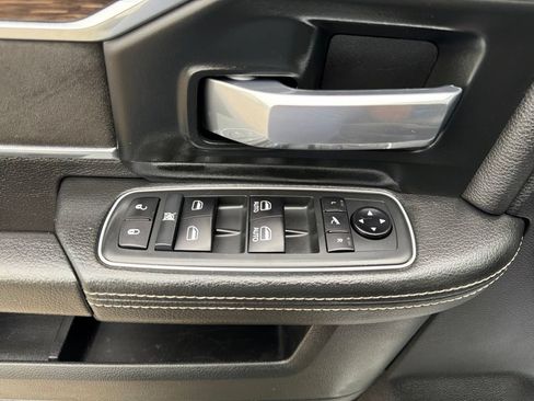 Used 2020 RAM 3500 Laramie RWD image 26