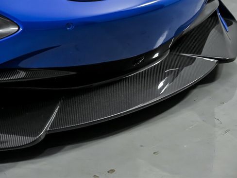 Used 2018 McLaren 720S RWD image 5