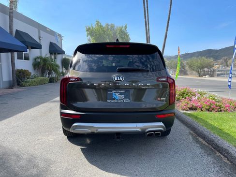 Used 2021 Kia Telluride S FWD image 6