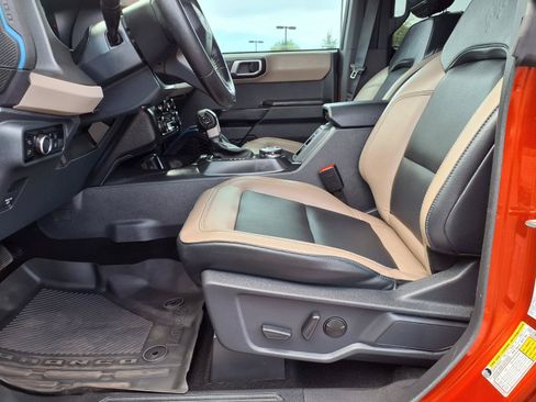 Certified 2024 Ford Bronco Wildtrak AWD/4WD image 21