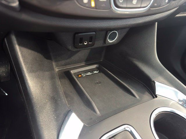 Used 2019 Chevrolet Traverse Premier w/ LPO, Floor Liner Package AWD/4WD image 21