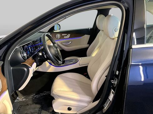 Used 2023 Mercedes-Benz E 350 4MATIC Sedan image 9