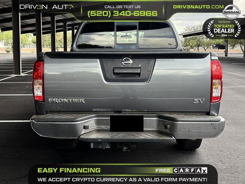 Used 2018 Nissan Frontier SV RWD image 6