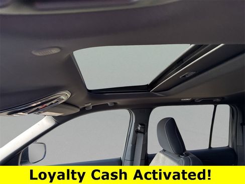 New 2025 Jeep Grand Cherokee Laredo w/ Luxury Tech Group I image 10