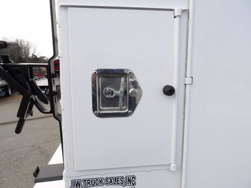 Used 2012 Ford F550 2WD Regular Cab Super Duty w/ Payload Upgrade Pkg image 43