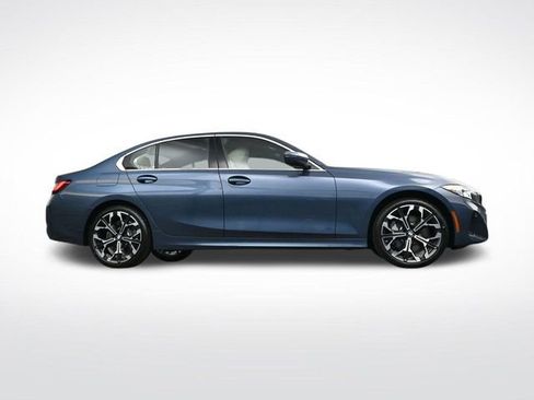 New 2026 BMW 330i xDrive Sedan w/ Premium Package image 29