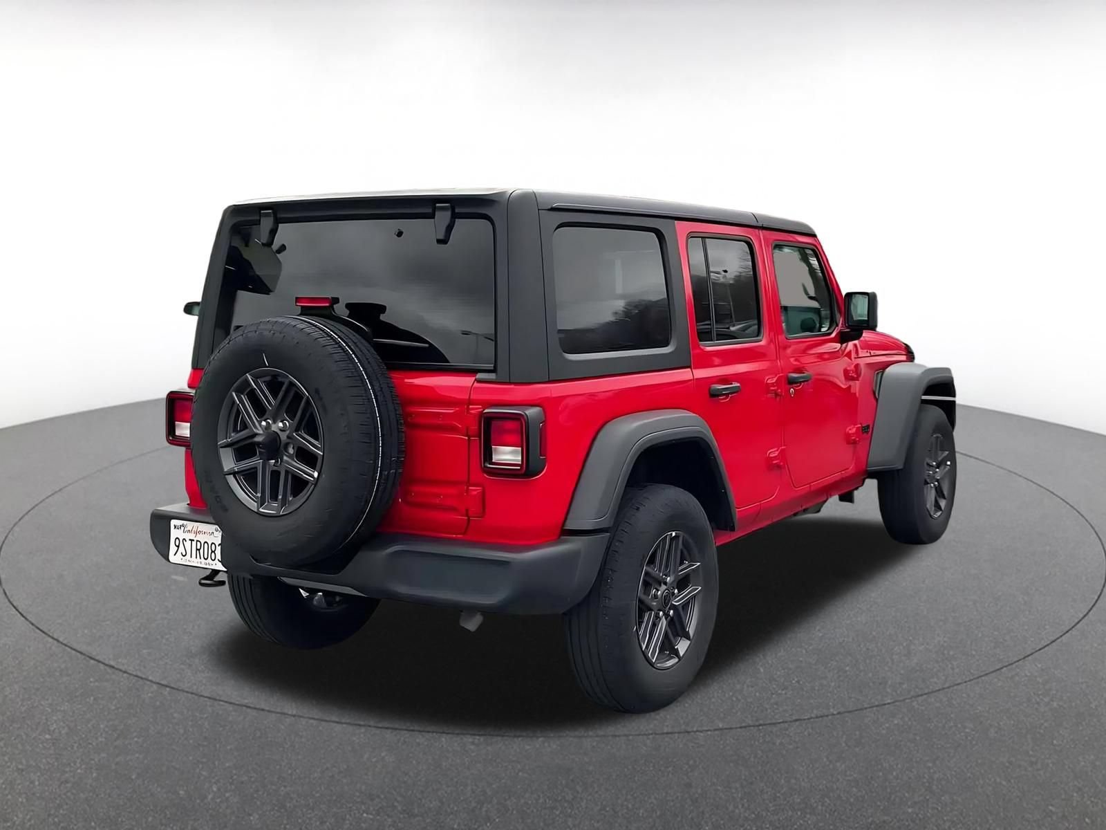 Used 2025 Jeep Wrangler Unlimited Sport AWD/4WD image 13
