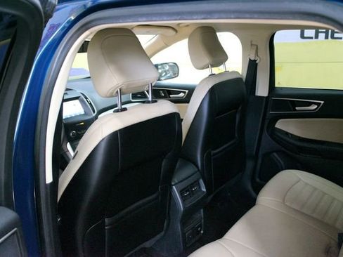 Used 2020 Ford Edge SEL w/ Convenience Package AWD/4WD image 10