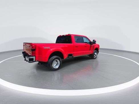 Used 2023 Ford F350 Lariat w/ Lariat Ultimate Package AWD/4WD image 8