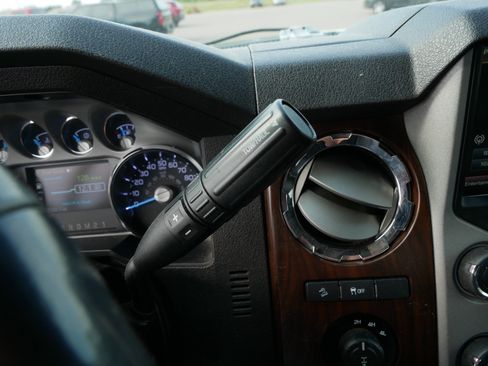 Used 2016 Ford F350 Lariat image 24