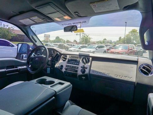 Used 2015 Ford F250 XLT AWD/4WD image 15