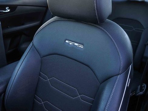 Used 2024 Kia Forte GT-Line image 26