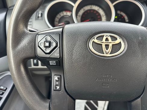 Used 2015 Toyota Tacoma 2WD Access Cab image 23
