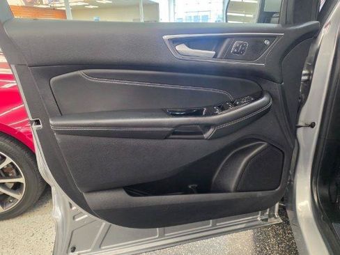 Used 2020 Ford Edge Titanium w/ Cargo Accessory Package FWD image 35