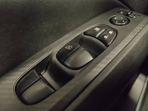 Used 2023 Nissan Altima 2.5 S FWD image 27