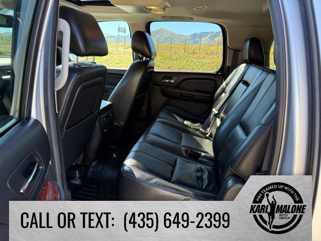 Used 2013 GMC Yukon XL SLT w/ SLT-2 Equipment Package AWD/4WD image 26