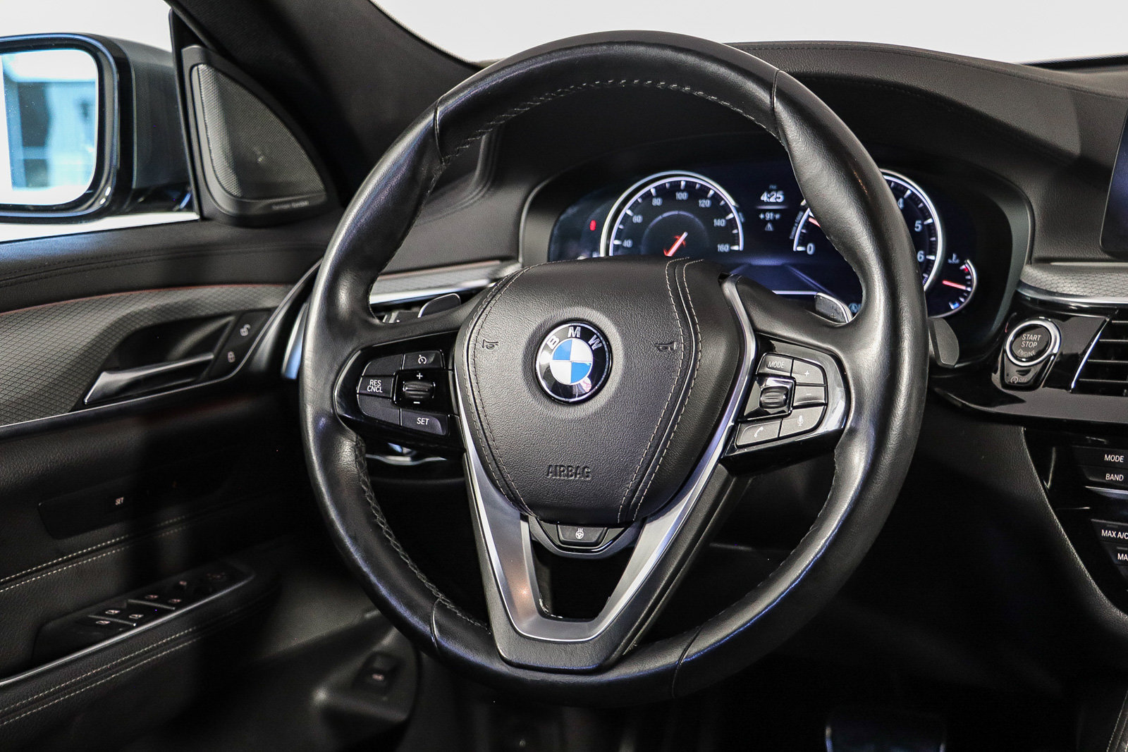 Used 2018 BMW 640i Gran Turismo xDrive AWD/4WD image 16